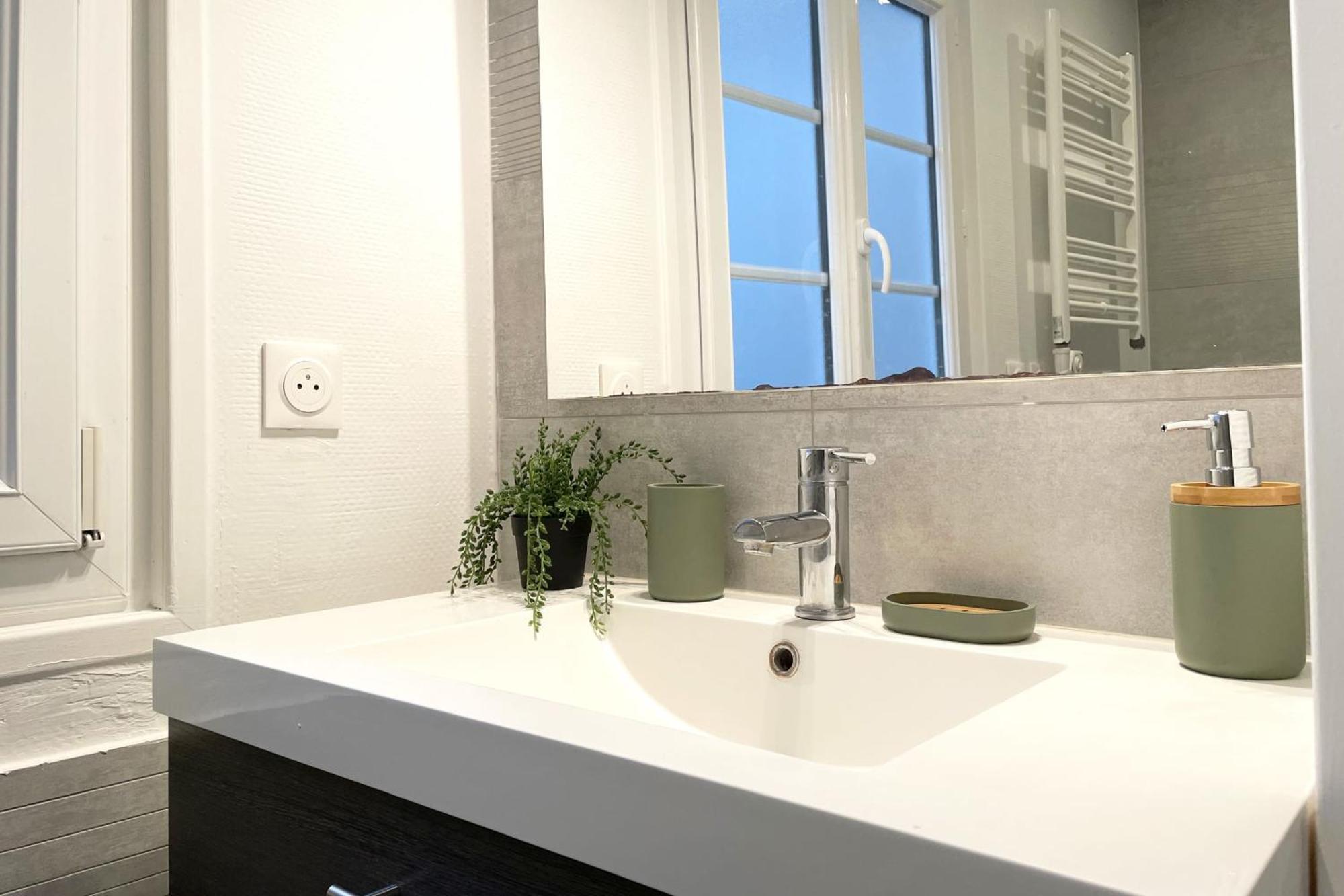 Appartement Le Jardin - Pl St Sauveur - Hypercentre